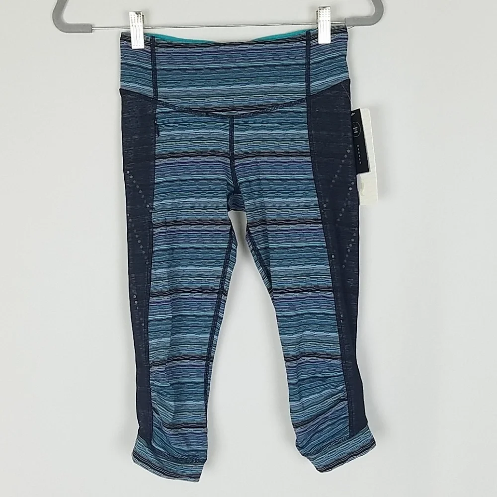 Lululemon women 4 Stop At Nothing crop leggings‎